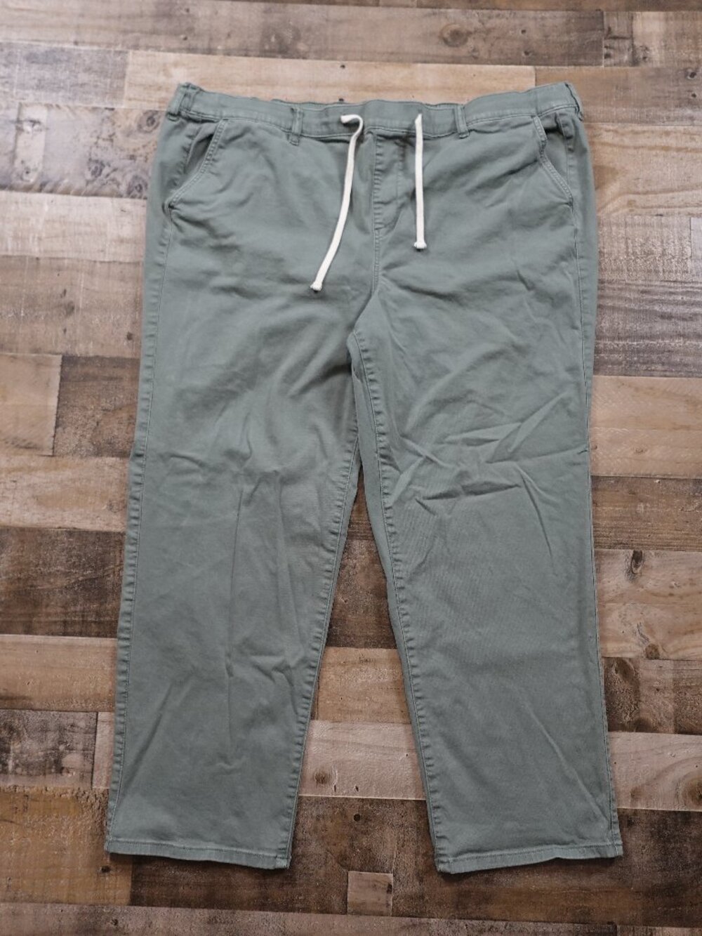 Torrid Weekend Mid Rise Straight Pants Women's 4R Dark Forest Green Casual